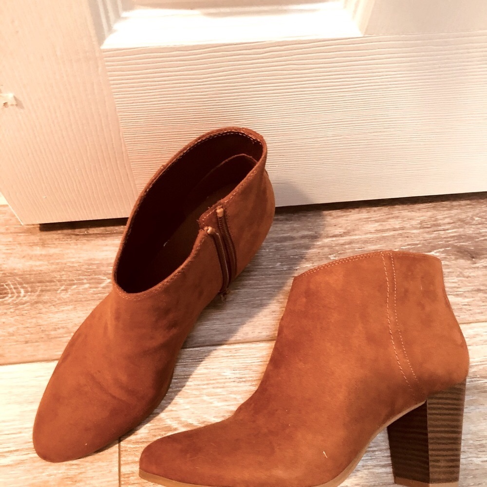 Ankle booties